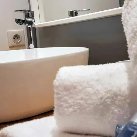 Barbuat, Grand Cosy Apartment Nantes
